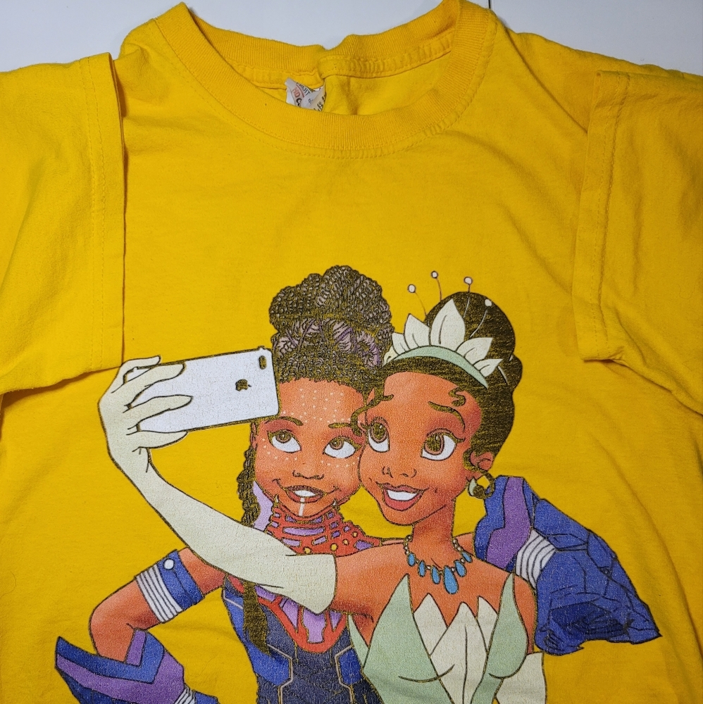 SHURI (Black Panther) & TIANA T-Shirt size Small
